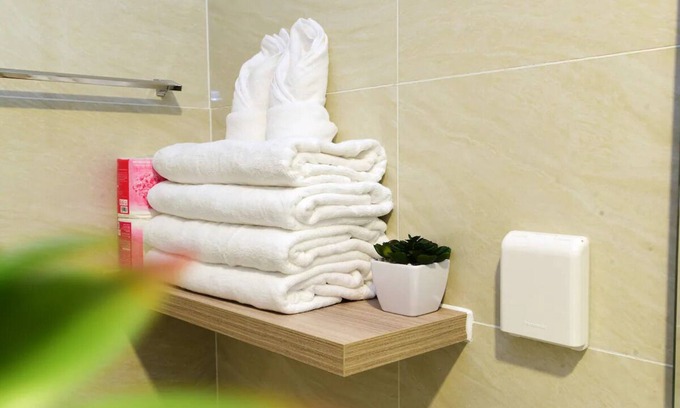 Nguyen Thai Binh Apartment | Luxury Studio for long-term stay, good price, free pool-gym-rooftop, netflix