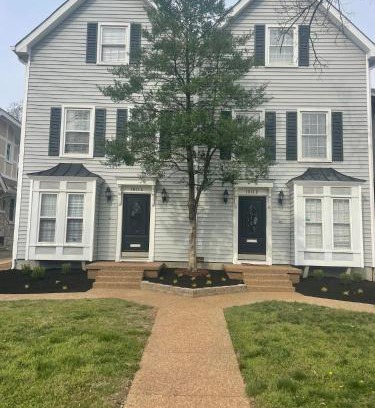 Hillsboro Village House | Luxury Townhouse On Music Row - Downtown Nashville