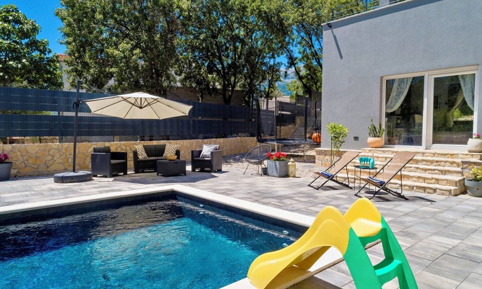 Zagvozd Villa | Luxury VILLA Andrea in the forest near the sea