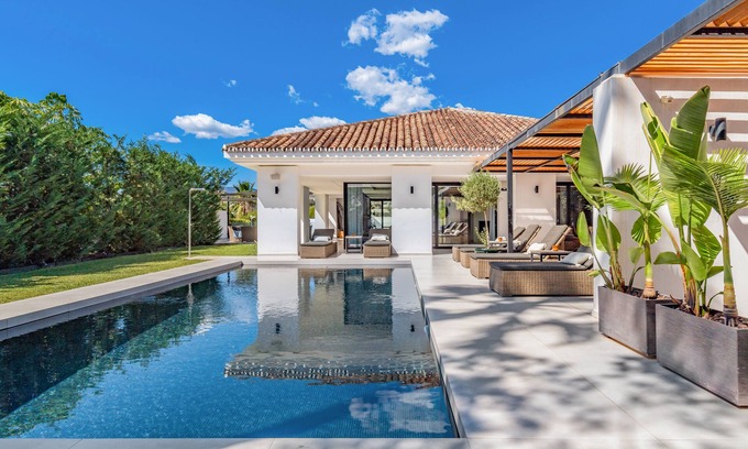 Nueva Andalucia Villa | Luxury Villa in Nueva Andalucia/Marbella