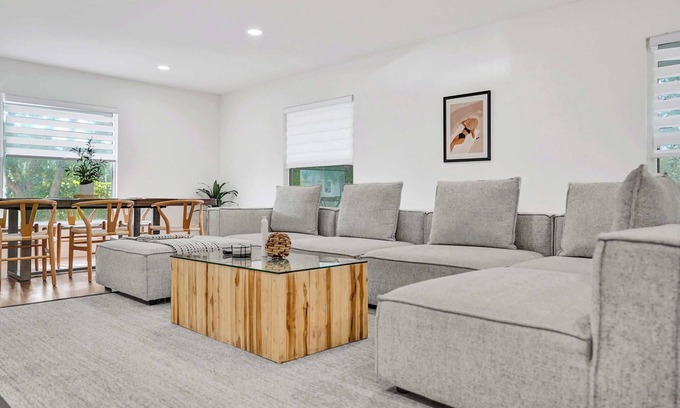 Delray Beach Villa | Luxury Villa Nicole: 4-min walk to beach