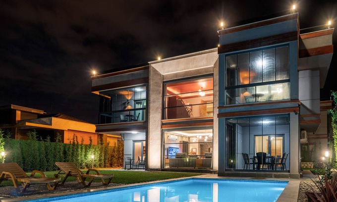 Sapanca Villa | Luxury villa w/mntn & lake views, private pool (Alcohol not Allowed) in Sapanca