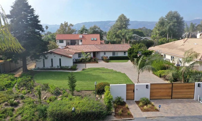 Santa Barbara House | Luxury Villa w/Saltwater Pool/Spa and Private Beach Access