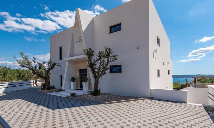 Maslenica Villa | Luxury villa with pool, wellness and sea view