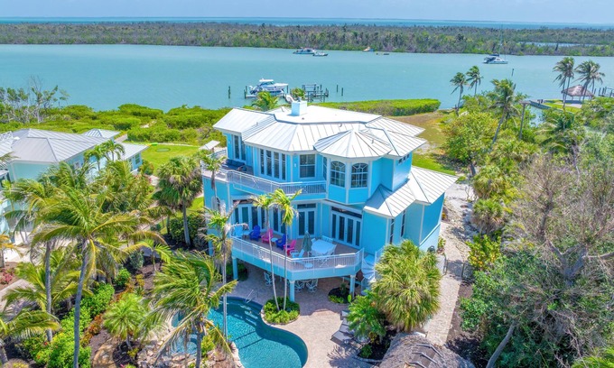 Captiva House | Luxury Waterfront Retreat in Captiva Island