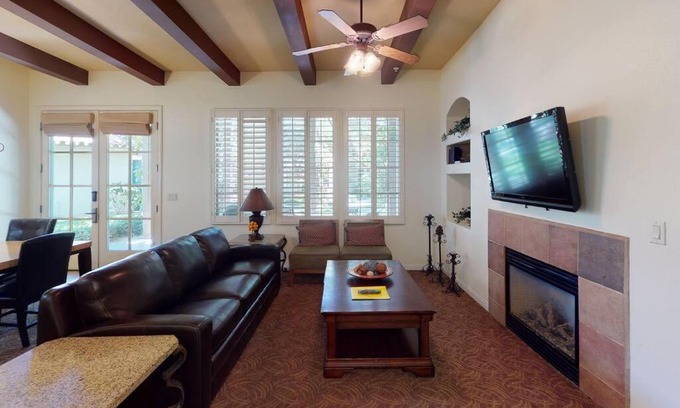 La Quinta Apartment | LV202 Downstairs 2 Bedroom Steps from the Pool