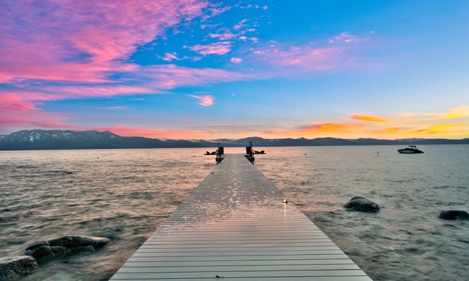 Skyland House | Lx 96 Tahoe lakefront Home of the Stars