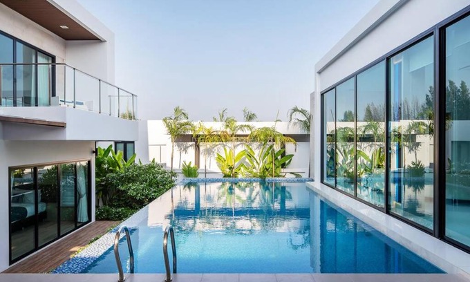 Na Chom Thian Villa | Mövenpick 3-Bedroom Pool Villa Beach Access, Na Jomtien Pattaya