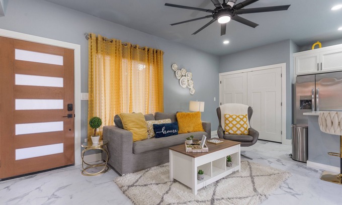 Tulsa House | Madison's Masterpiece in Downtown Tulsa-Sleeps 6