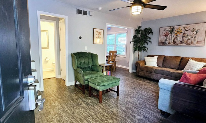 North Charleston House | Madrona's Park Circle Place- Affordable Comfort, Central Location