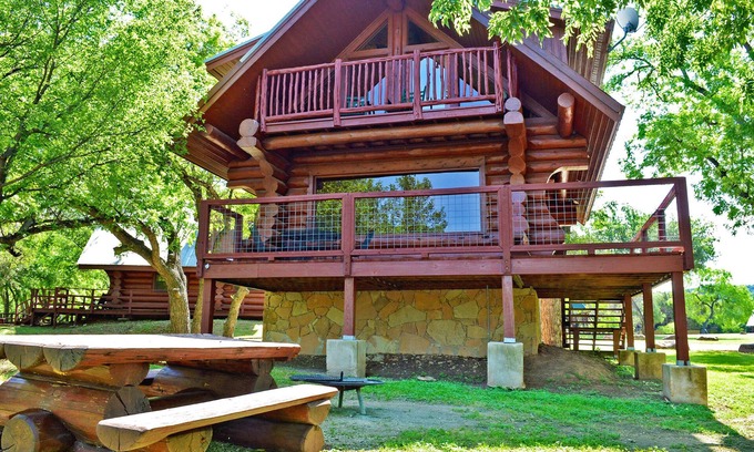 Marble Falls Cabin | Maegan Breann: Cozy Retreat with Lakeside Views!