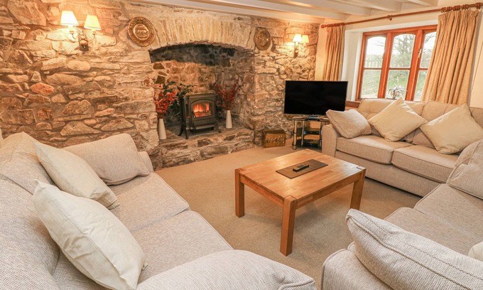 St Brides House | Maerdy Lodge