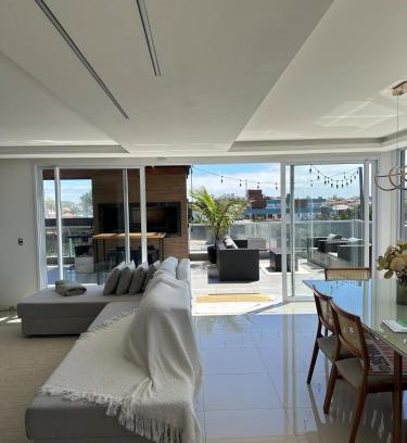 Santinho Apartment | Magnífica cobertura vista mar