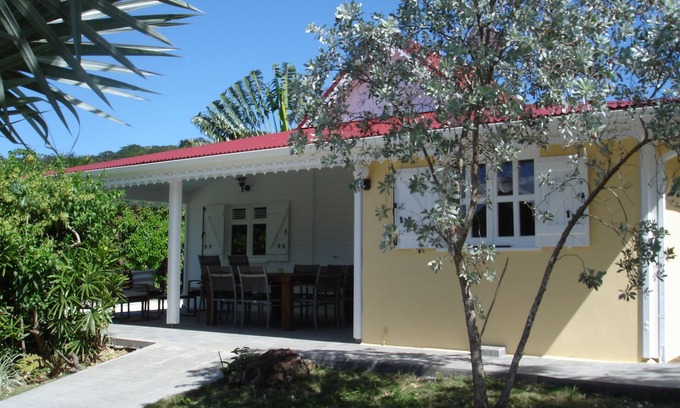 Bas Vent Villa | Magnificent Creole villa 6-8 people with pool and beach