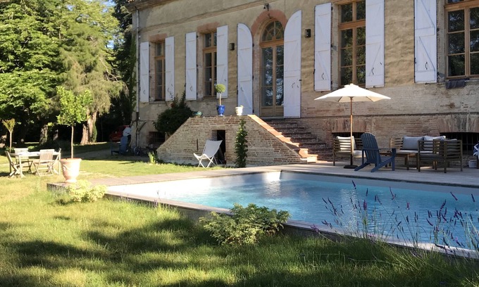 Nailloux Bed & Breakfast | Magnificent manor house in the Lauragais region