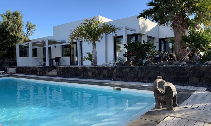 La Oliva House | Magnifique Villa au Pied du Volcan