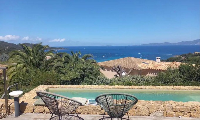 Portigliolo Villa | Magnifique villa vue mer avec piscine
