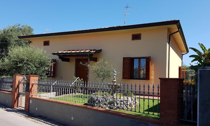 Arena Metato House | Magnolia Home in Tuscany