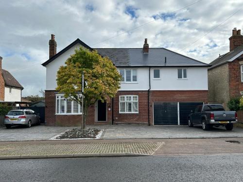 Royston Bed & Breakfast | Magnolia House