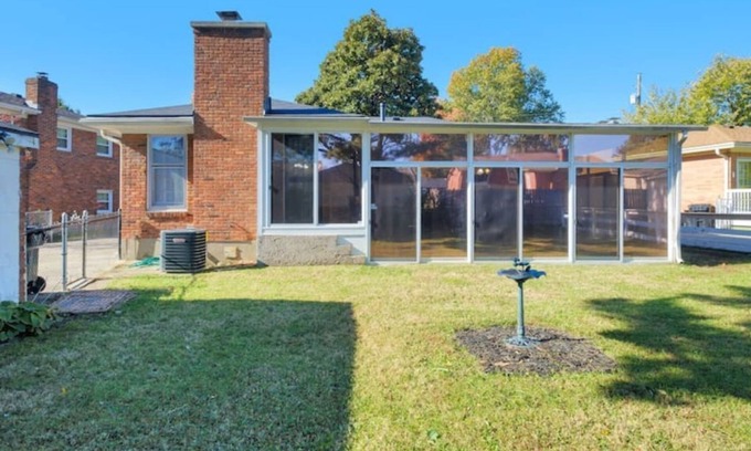 Buechel House | Magnolia House w/Garage