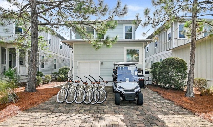 Santa Rosa Beach House | Magnolia Mint | Stylish 4BR Retreat w/Golf Cart, Bikes, Sleeps 10, Resort Amenities