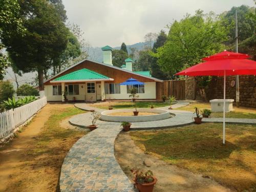Khattalwada Cabin | Maharanee Bungalow Darjeeling