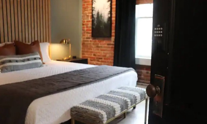 Coudersport House | Main Street Lofts - King Suite