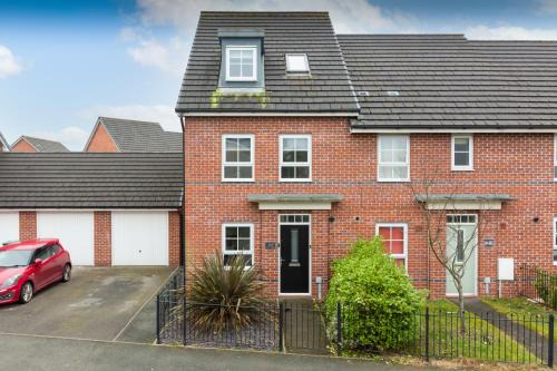Chorley House | Main Street Town House