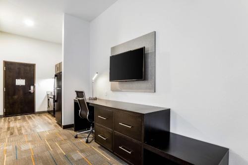 Scott Depot Hotel | MainStay Suites Winfield-Teays Valley