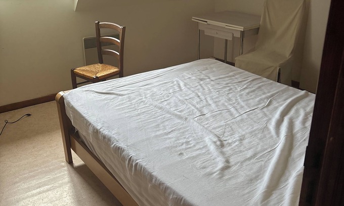 Saint-Germain-du-Teil Bed & Breakfast | Maison à la Campagne