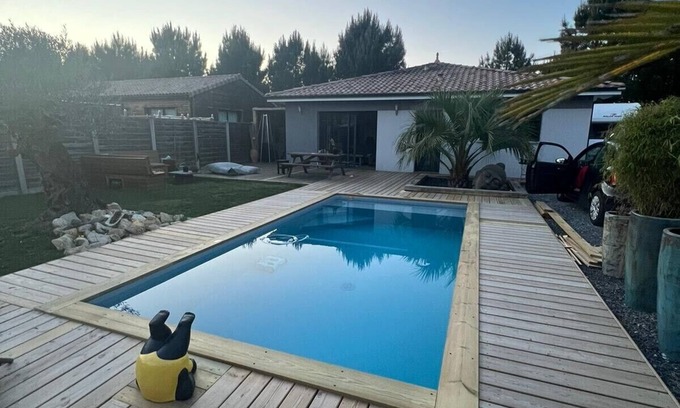 Le Porge House | Maison 10 kms de l 'océan ,13 kms Bassin D'arcachon ,25 kms Cap-ferret