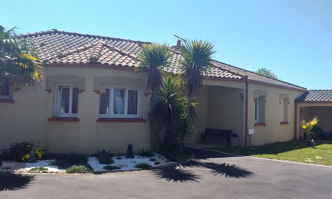 Saint-Brevin-les-Pins House | Maison 8/10 Pers. 5mn Mersalon Séjour 40m², Cuisine, 3 Chambres, 1 Bureau, 2sdb