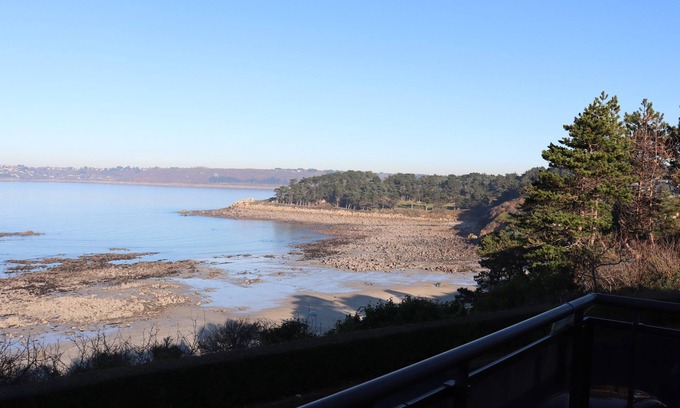 Tredrez-Locquemeau House | Maison Avec vue mer Imprenable, Accès Direct à la Plage