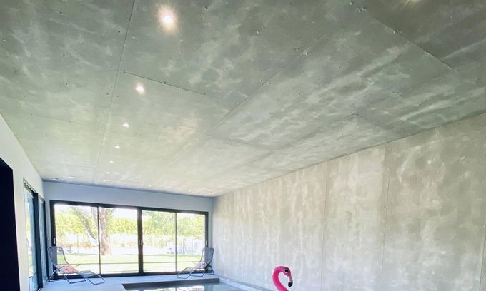 Bords House | Maison Avec Piscine Intérieur, Billard, Baby-foot