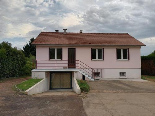 Chatillon-Sur-Loire Apartment | Maison Châtillon sur Loire - Peace and quiet