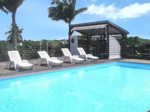 Sainte-Anne House | Maison charmante à Sainte Anne avec piscine partagée