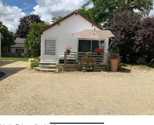 La Chaussee-Saint-Victor Apartment | Maison d’hôtes accès piscine