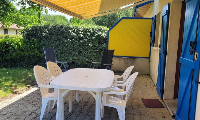 Saint-Julien-en-Born House | Maison Dans une Résidence Vacances Avec Piscine ,tennis,terrain de Basket