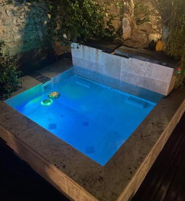 Ozoir-le-Breuil Villa | Maison de campagne avec son espace balnéo, piscine et jaccuzi privés