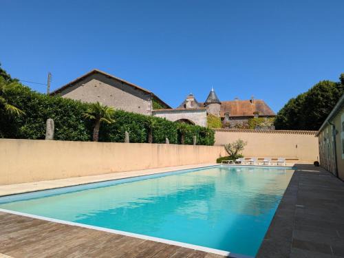 Charente Limousine House | Maison de charme avec piscine et jardin en pleine nature - FR-1-653-278