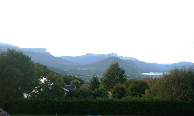 Pringy House | Maison de Famille Annecy Lake and Mountain View