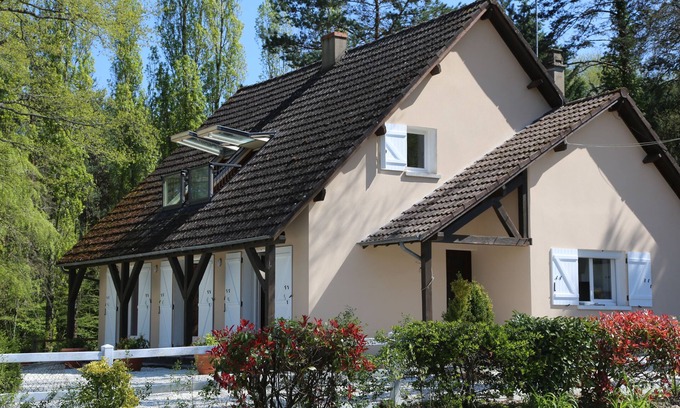 Gien House | MAISON DE L'ETANG, DOMAINE DE LA CAILLARDIERE