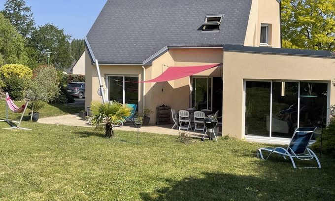 Montfort-sur-Meu House | Maison de Vacances au Cœur du Pays de Brocéliande