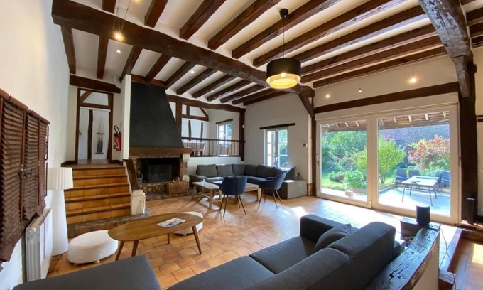 Vexin-sur-Epte House | Maison des Amis de Panilleuse (350m2, sleeps 23)