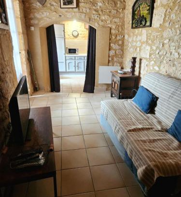 Couze-et-Saint-Front House | Maison en pierre Chez Sorel