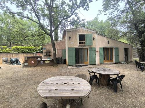 Esparron-de-Verdon House | Maison Etona