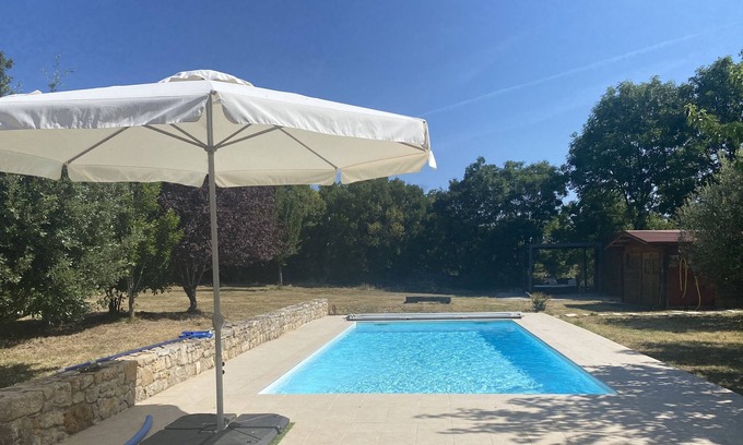 Saujac House | Maison Familiale, Avec Piscine Privée, Causse de Saujac