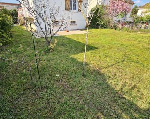 Briare House | Maison indépendante avec jardin proche Pont canal