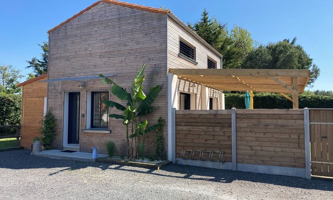 L'Aiguillon-sur-Vie House | Maison Jasmin near the ocean