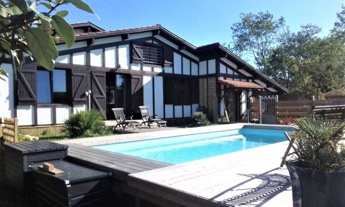 Aureilhan Villa | Maison Landaise, Piscine, Parking, Lac et Océan